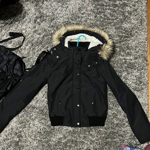 Hollister All Weather Jacket NWOT XS